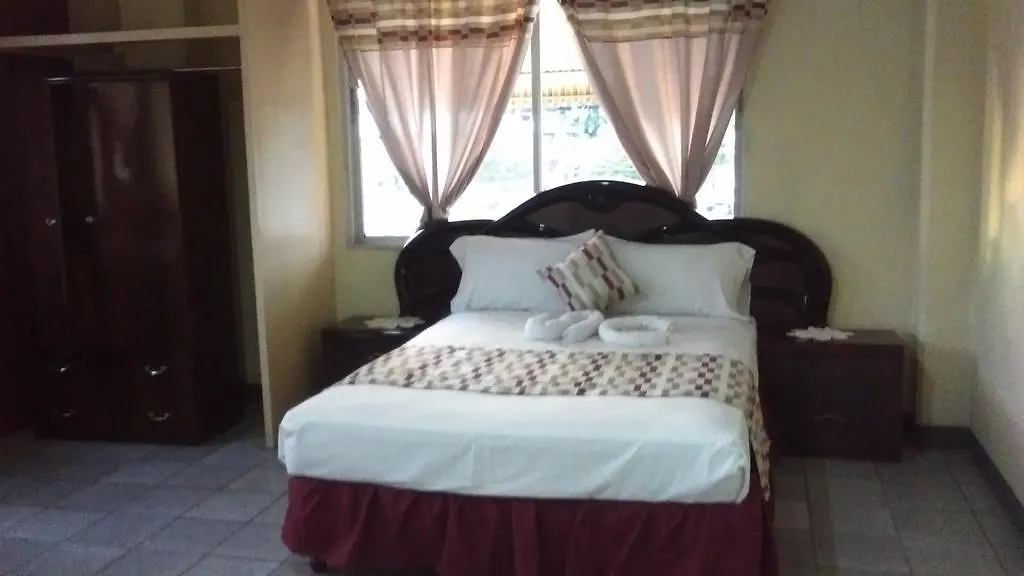 Norman'S Court Resort & Sky Restaurant Club Montego Bay Jamaica